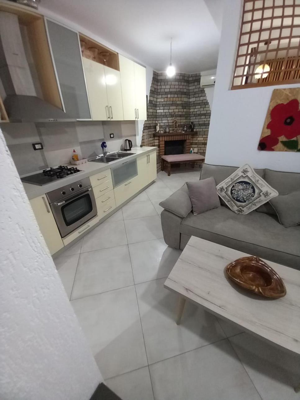 Villa Heljos Apartaments Vlore Ngoại thất bức ảnh