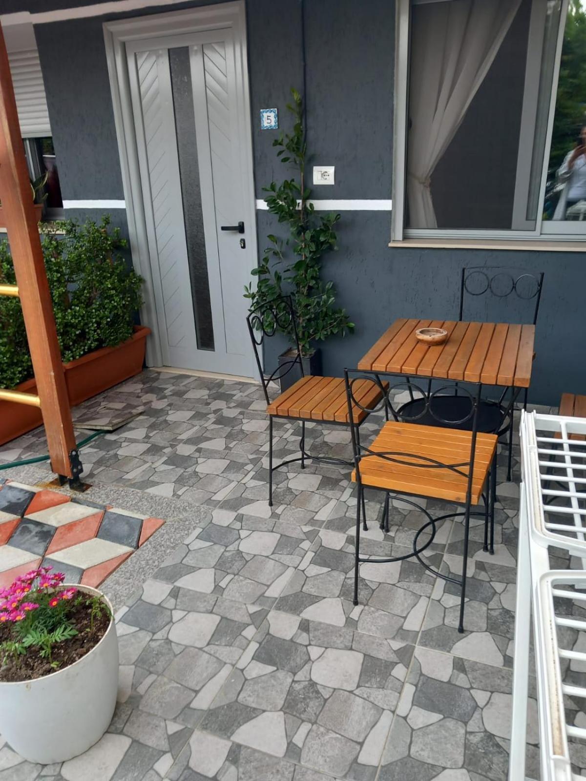Villa Heljos Apartaments Vlore Ngoại thất bức ảnh